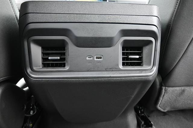 Used 2024 Chevrolet Silverado 1500 RST w/ Convenience Package II RWD image 17