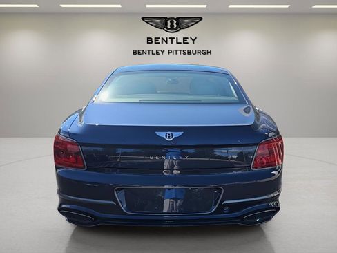 New 2025 Bentley Flying Spur Plug-In Hybrid image 4
