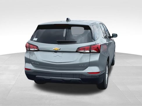Used 2024 Chevrolet Equinox LT AWD/4WD image 7