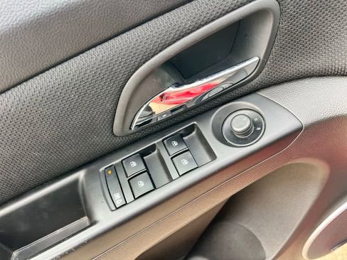 Used 2011 Chevrolet Cruze LT w/ RS Package image 13