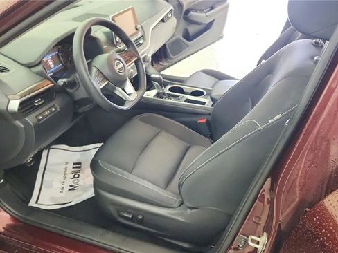 Used 2023 Nissan Altima 2.5 SV image 22