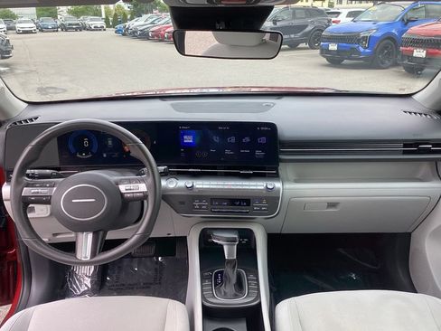 Used 2024 Hyundai Kona SEL AWD/4WD image 14