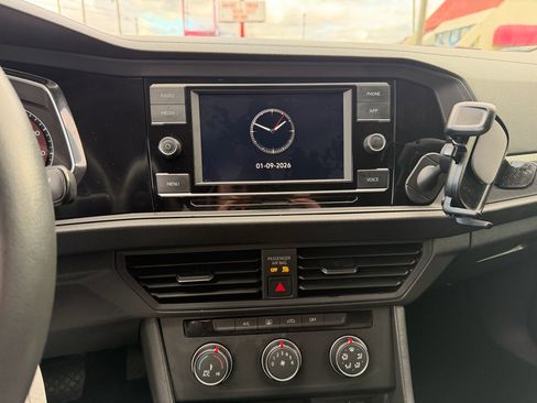 Used 2021 Volkswagen Jetta S image 17