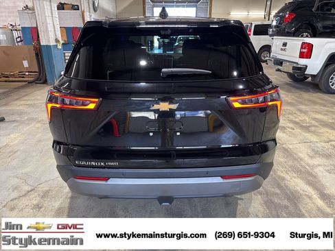 New 2026 Chevrolet Equinox LT w/ Convenience Package II image 7