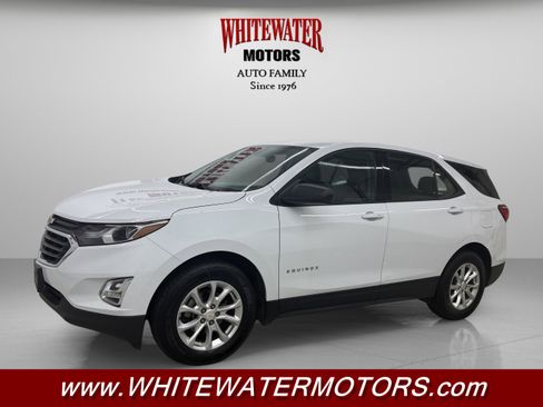 Used 2018 Chevrolet Equinox LS image 1