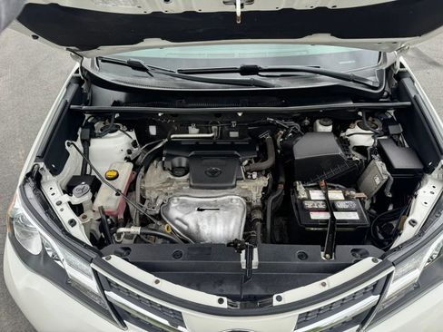 Used 2013 Toyota RAV4 Limited AWD/4WD image 41