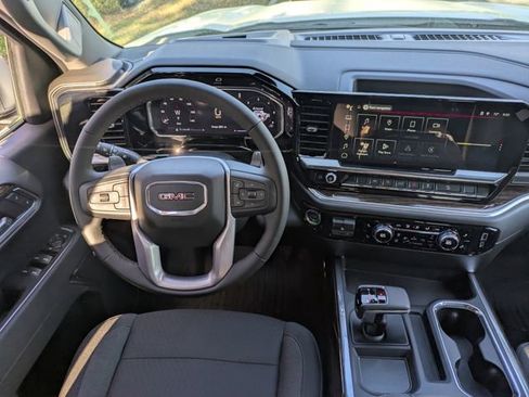 New 2026 GMC Sierra 1500 Elevation image 17
