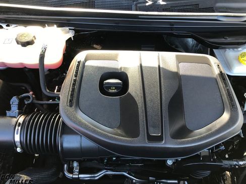 Certified 2025 RAM 1500 Big Horn image 33