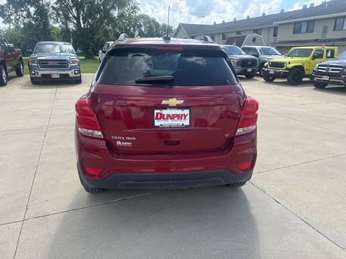 Used 2019 Chevrolet Trax LT w/ LT Convenience Package AWD/4WD image 4