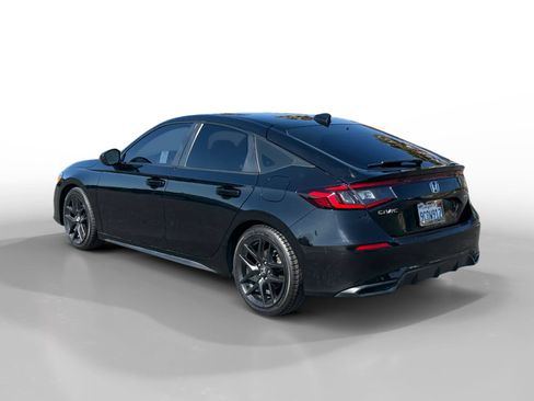 Used 2022 Honda Civic Sport image 3