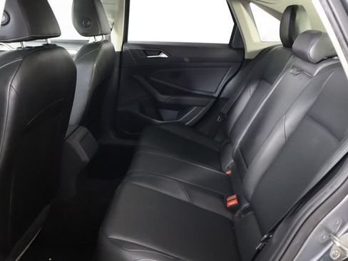 Used 2019 Volkswagen Jetta SE FWD image 14
