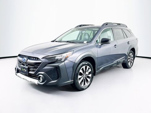 Used 2023 Subaru Outback Limited image 3