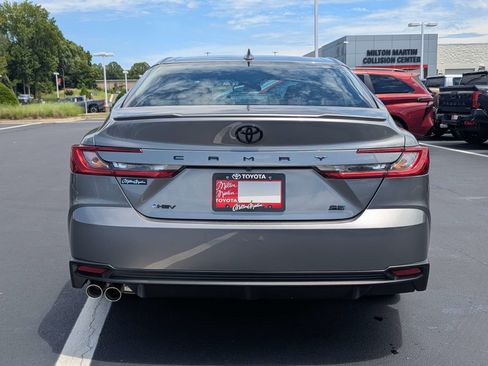 New 2026 Toyota Camry SE FWD image 11