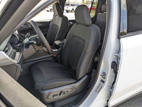 New 2026 Jeep Grand Cherokee L 2WD image 35