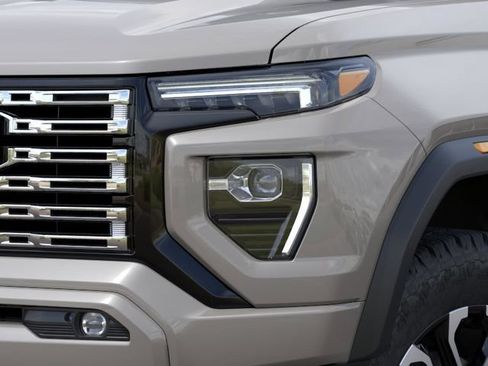 New 2026 GMC Canyon Denali AWD/4WD image 10