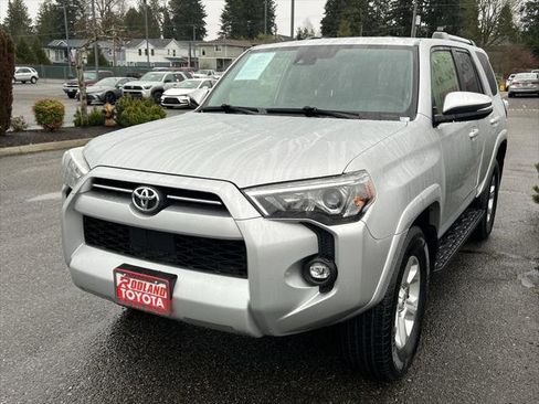 Certified 2024 Toyota 4Runner SR5 Premium image 4