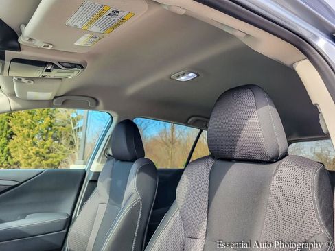 Used 2024 Subaru Outback Premium image 10