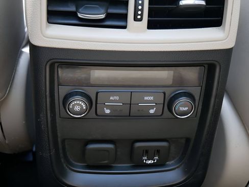 Used 2020 Buick Envision Essence w/ Experience Buick Package AWD/4WD image 15
