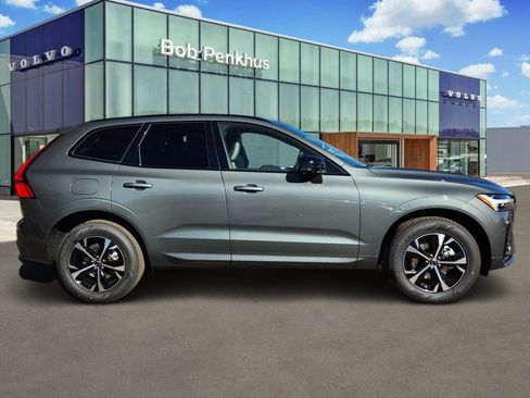New 2026 Volvo XC60 B5 Core w/ Climate Package image 23