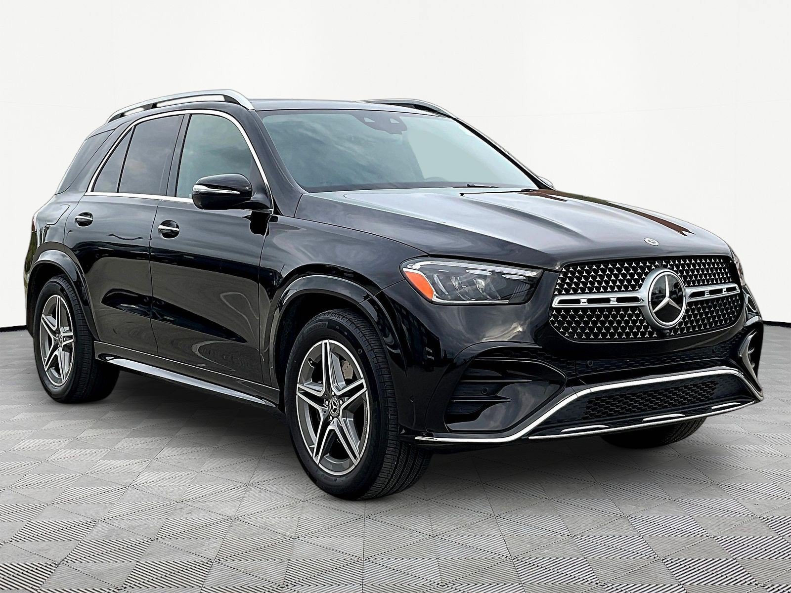 Certified 2024 Mercedes-Benz GLE 450 4MATIC image 3