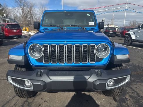 New 2025 Jeep Wrangler Unlimited Sahara w/ Safety Group AWD/4WD image 9