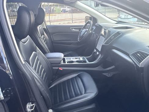 Used 2022 Ford Edge SEL image 13
