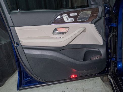 New 2026 Mercedes-Benz GLS 450 450 4MATIC® SUV image 10