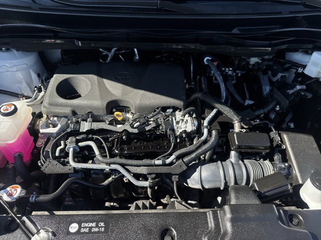 Used 2023 Toyota Sienna Platinum FWD image 30