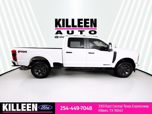 Used 2024 Ford F250 XL w/ STX Appearance Package AWD/4WD image 9