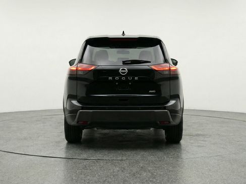 Used 2025 Nissan Rogue SV FWD image 7