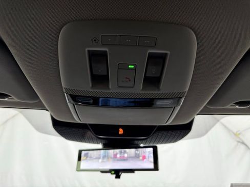 Used 2023 Nissan Ariya AWD image 38