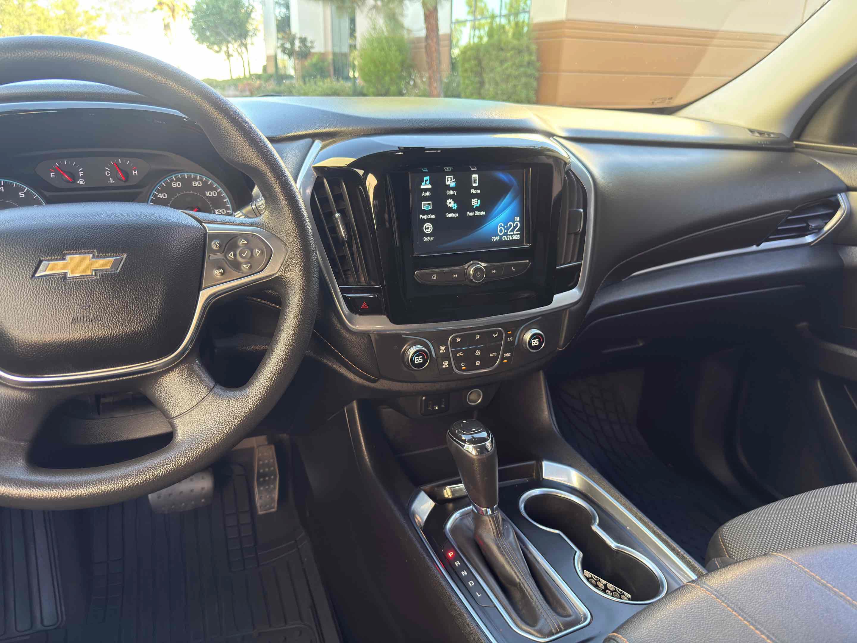 Used 2019 Chevrolet Traverse LS w/ LPO, Blackout Package FWD image 28