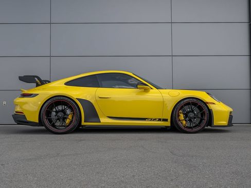 Used 2024 Porsche 911 GT3 RWD image 5