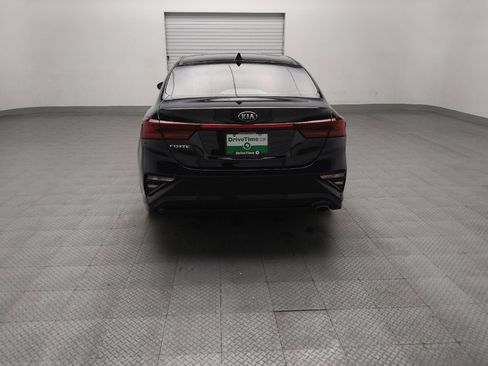 Used 2021 Kia Forte LXS FWD image 6
