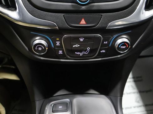 Used 2019 Chevrolet Equinox LT AWD/4WD image 28