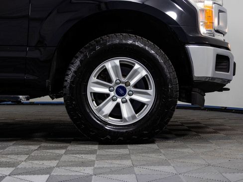 Used 2018 Ford F150 XLT image 38