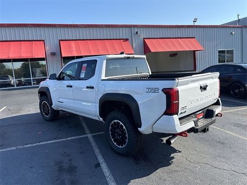 New 2025 Toyota Tacoma TRD Off-Road image 14