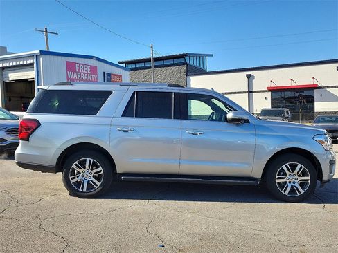 Used 2024 Ford Expedition Max Limited image 6