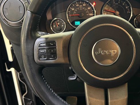 Used 2017 Jeep Wrangler Unlimited Sport image 20