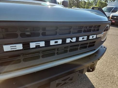 Used 2023 Ford Bronco Black Diamond AWD/4WD image 42