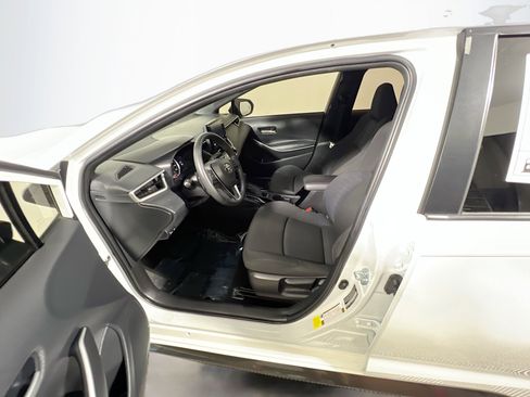 Used 2022 Toyota Corolla SE FWD image 15