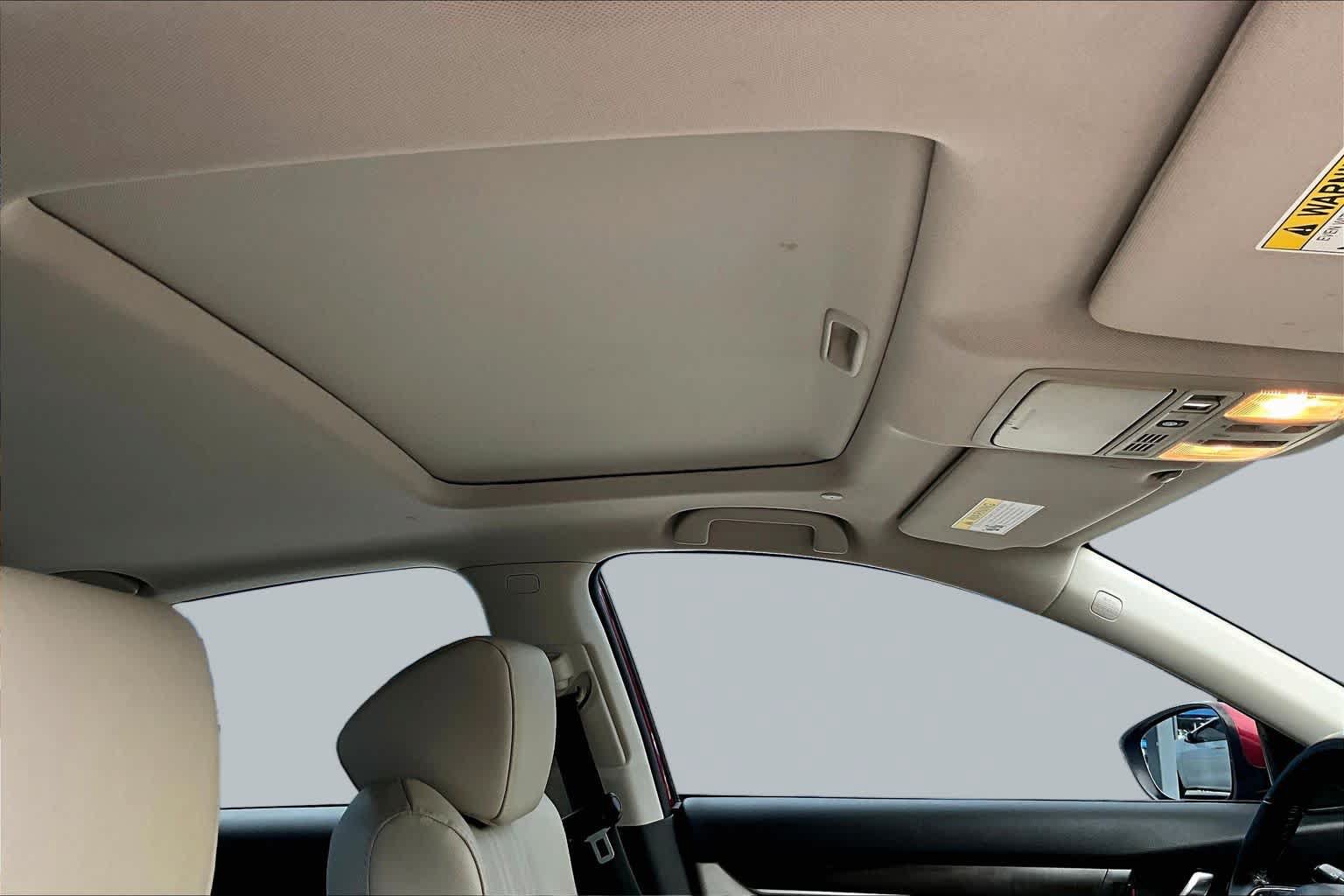 Used 2021 Honda Accord Touring image 12