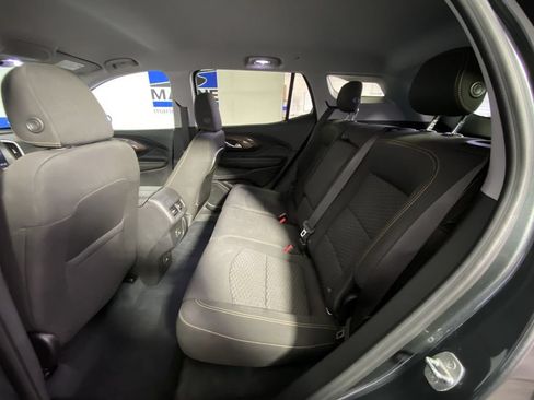Used 2020 GMC Terrain SLE w/ Driver Convenience Package FWD image 30