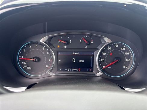 Certified 2023 Chevrolet Traverse LT FWD image 11