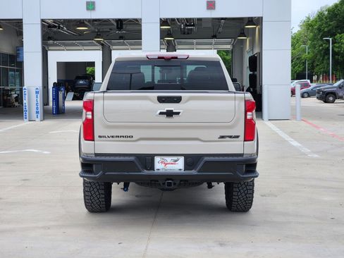 New 2026 Chevrolet Silverado 1500 ZR2 w/ LPO, Dark Essentials Package AWD/4WD image 8