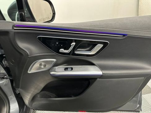 Certified 2023 Mercedes-Benz EQE 350+ 4MATIC SUV w/ Exclusive Trim Package image 19