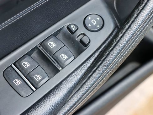 Used 2018 BMW 530e image 14