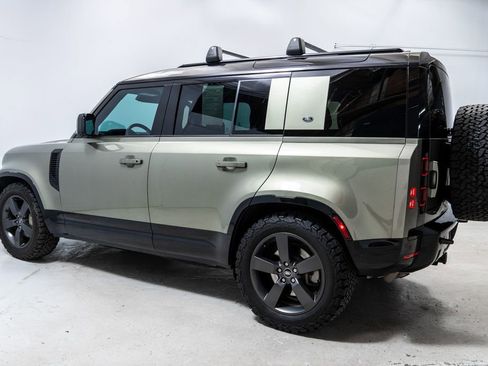 Used 2023 Land Rover Defender 110 X-Dynamic SE AWD/4WD image 2