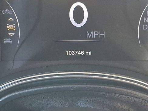 Used 2017 Jeep Grand Cherokee Limited image 22