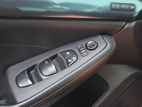 Used 2023 Nissan Maxima SR w/ Sport Mat Group FWD image 25
